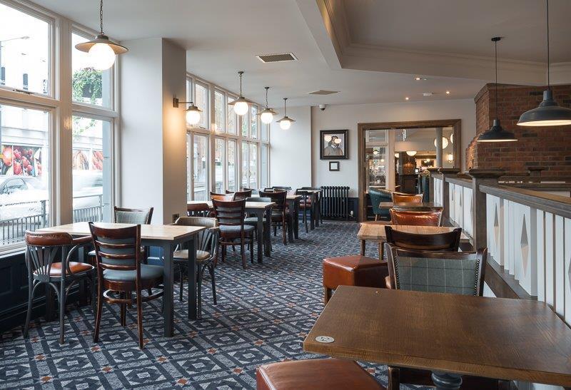 Pilgrims Progress Wetherspoon Бедфорд Екстер'єр фото