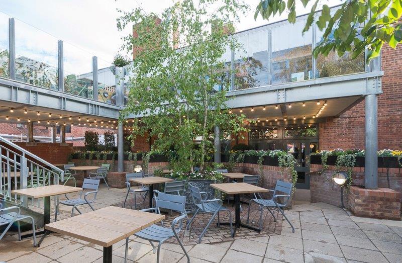 Pilgrims Progress Wetherspoon Бедфорд Екстер'єр фото